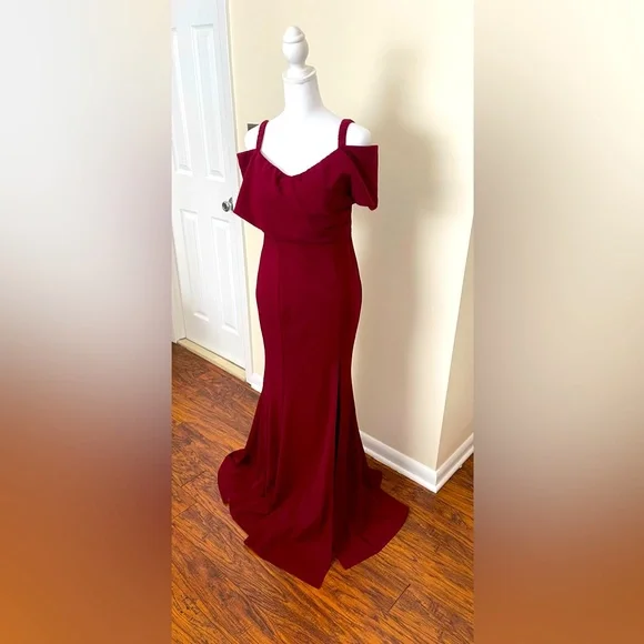 green emerald velvet dress Blue Velvet and Tulle Long Formal Dress, A-Line Off The Shoulder Prom Party Dress US 14 / Blue